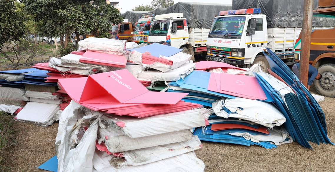 कर्णालीका लागि मतपत्र पठाइयो, आयोगद्वारा ५१ प्रकारका सामग्रीको ढुवानी सुरु