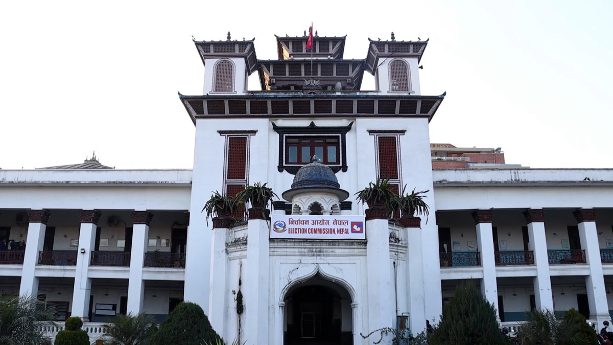 १६५ वटै निर्वाचन क्षेत्रमा पुग्यो निर्वाचन सामग्री
