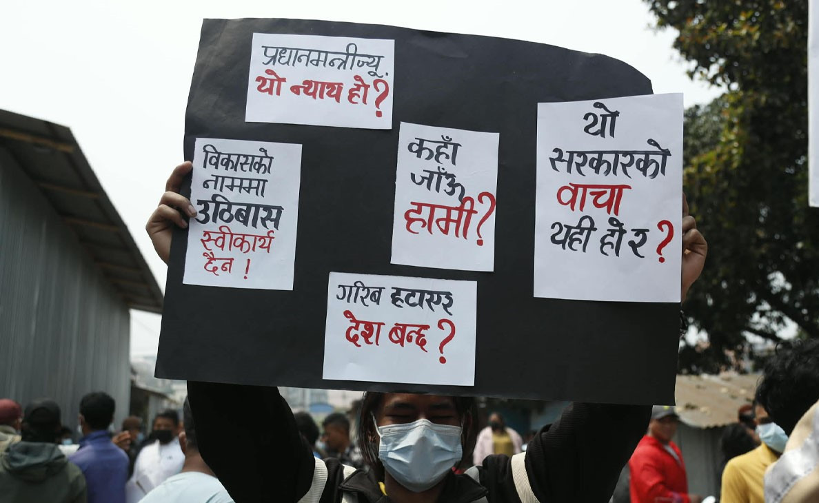 थापाथली सुकुम्बासी बस्तीमा आँशु र अनिश्चितता