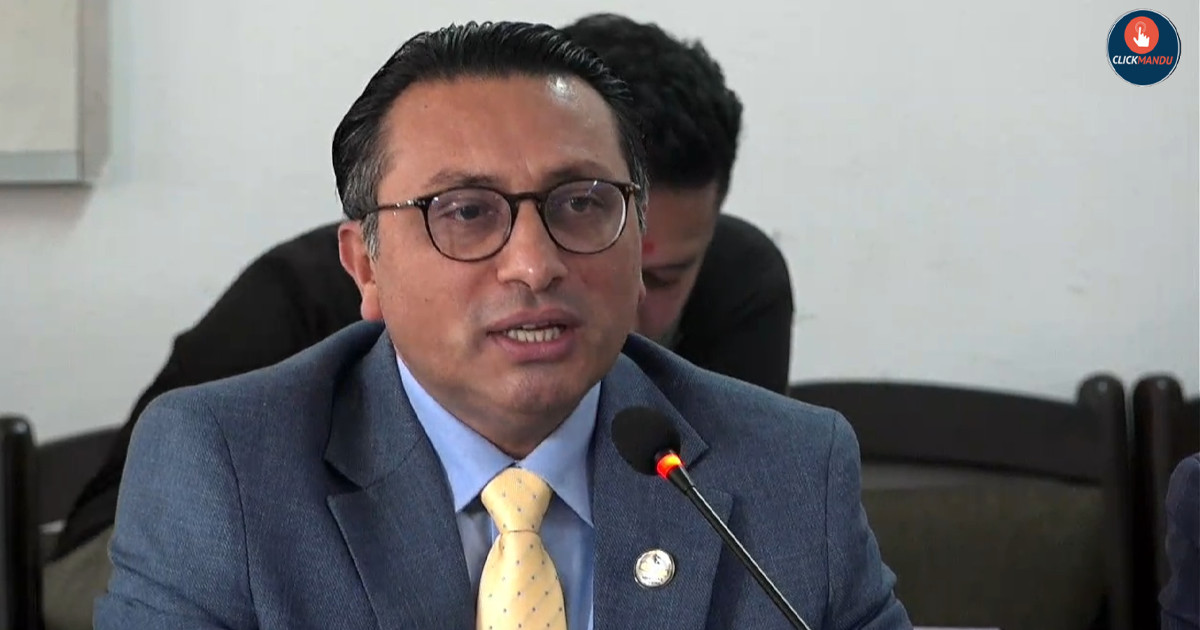 एक सय रुपैयाँ भन्सार लाग्ने व्यवस्था पुुरानै हो,स्थानीयको आवश्यकता हेरेर बढाउँछौ : अर्थमन्त्री