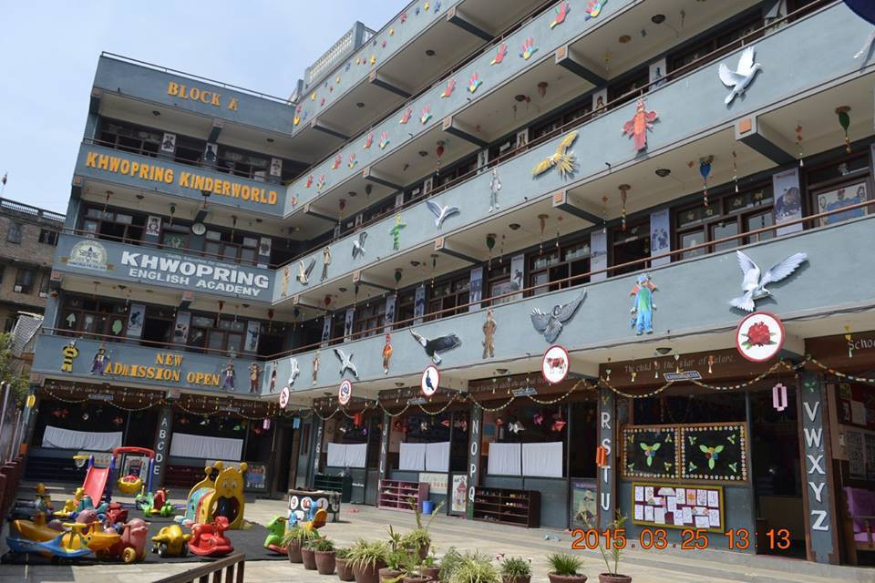 ख्वप्रिङ्ग इङ्लिस सेकेण्डरी स्कुलमा आगलागी, ठूलो क्षति