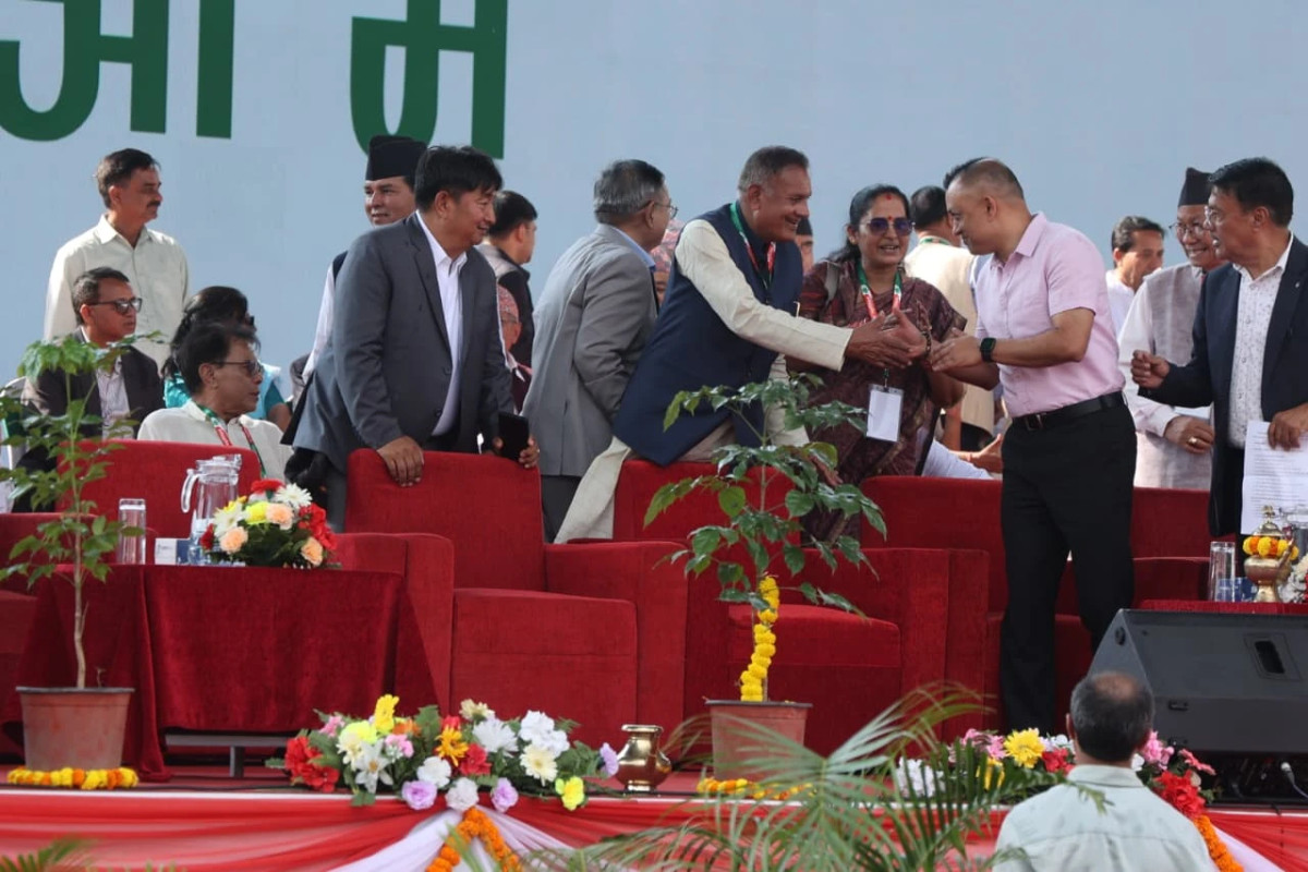‘नियन्त्रित लोकतन्त्र नेपाली जनताको नियति हुन सक्दैन’ : शरतसिंह भण्डारी